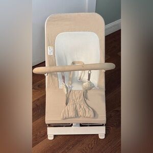 Baby Trend Bouncing Chair